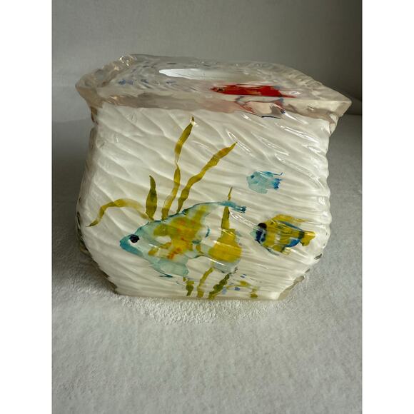 Vintage Acrylic Rainbow Fish Tropical White Square Tissue Box Cover Coastal - Picture 2 of 8